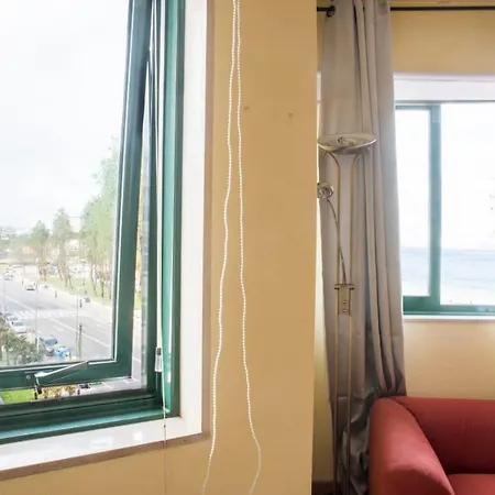 Samil Primera Linea De Playa 2h Vigo